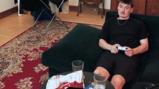 "Life Sketch": When You Live with Your Parents...