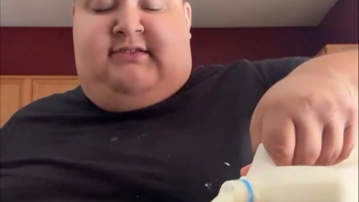 Tingkat obesitas di Amerika Serikat telah melampaui tingkat obesitas pada babi.