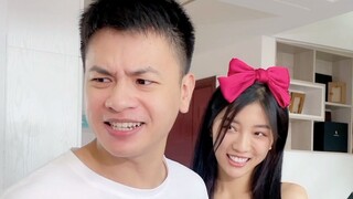 الأمر الأساسي بالنسبة للرجل هو أن يتذكر كل شيء عن صديقته، باستثناء عيوبها.