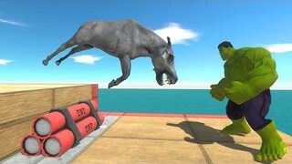 Jump Over Explosives - Animal Revolt Battle Simulator