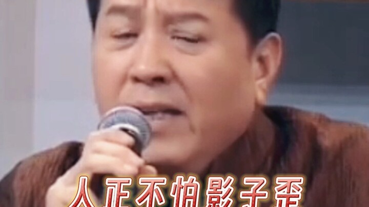 Con cái của mình có ưu điểm gì, khuyết điểm gì, đều phải có nhận định riêng của bản thân!