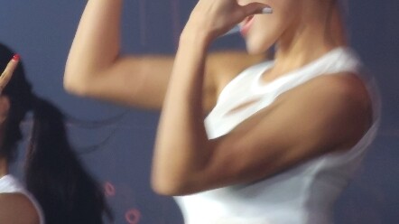 สาวขวดคนนี้ชกทีเดียวฆ่าฉันได้ 20 คนเลย
