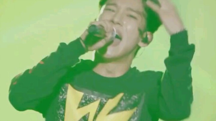 أعلى ثلاث نغمات في قائمة كوريا الجنوبية: سيهون من EXO يعلن بكل ثقة: "مهما كانت النغمة عالية، سأسحبها