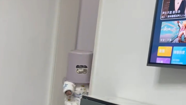 On the Necessity of Safety Helmets