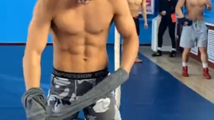 [Big Package] My athlete husband is just too gifted!