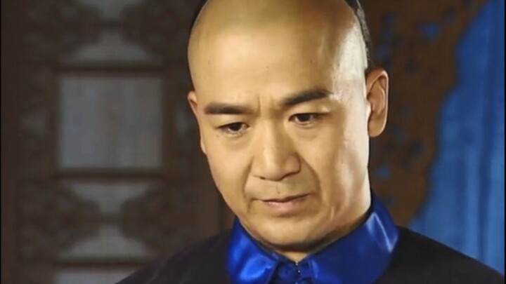 Every sentence is about the officialdom.