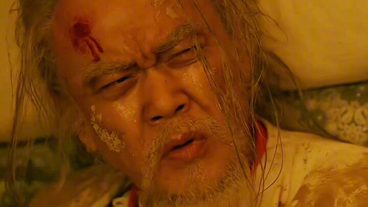 Pilgrims are left stranded on the streets, only to be bullied by a low-ranking official!