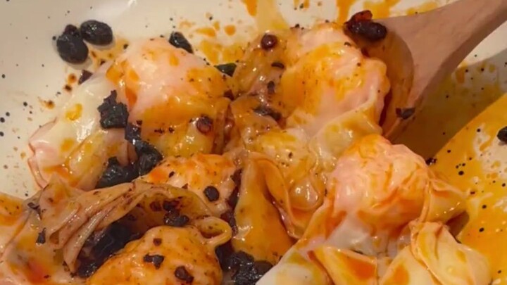 Wonton udang praktis yang bisa dibuat hanya dalam 5 menit!