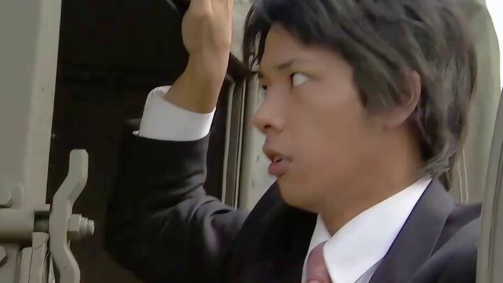 "Kamen Rider Kaito" Bab 42 - Bagian Henshin yang paling ganas VS yang paling menakutkan