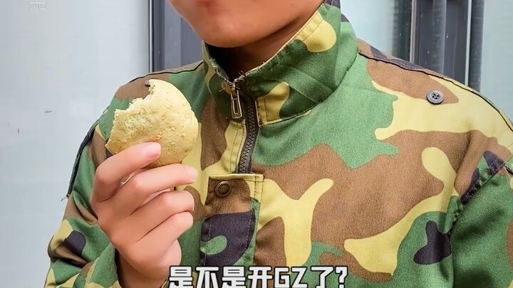 Gặp quý nhân thì trước tiên lập nghiệp, gặp người tốt thì trước tiên lập gia đình, các bạn thấy có đ