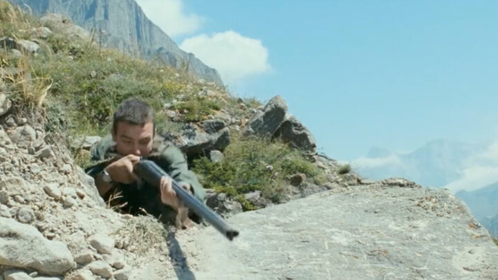In order to save his girlfriend, a British guy hired a mercenary for 20,000 yuan to eliminate the Ch