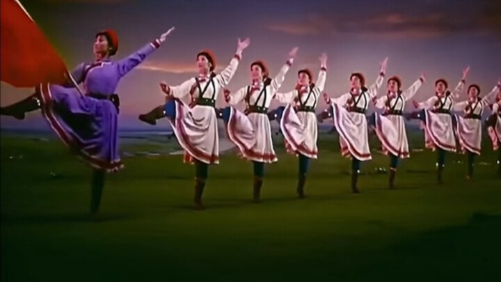 Điệu múa nguyên bản của vở kịch mẫu "Nữ dân quân thảo nguyên" trong phim "Phương Hoa"!!!