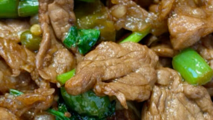 Untuk membuat daging sapi tumis yang empuk dan tidak keras, semua kuncinya ada di video ini! #Trendi