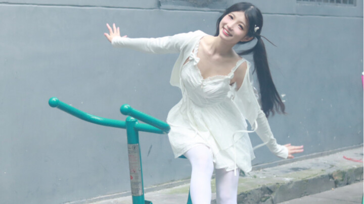 “Cô ấy vẫn luôn mỉm cười như vậy!”