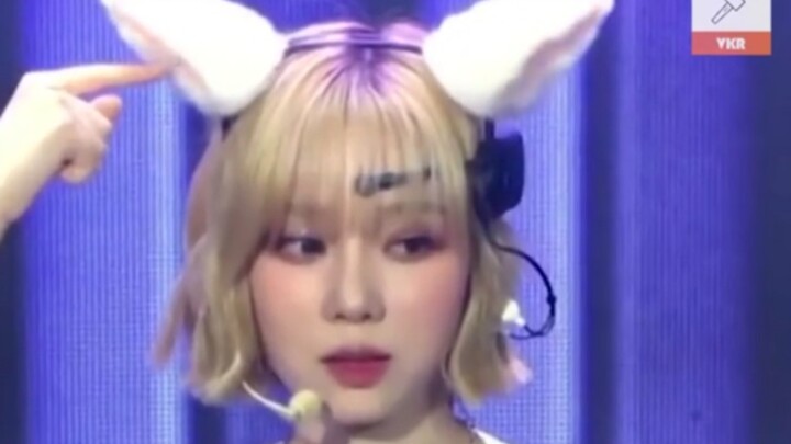 Karina calling Winter “Minjeong Kim Min-jung”