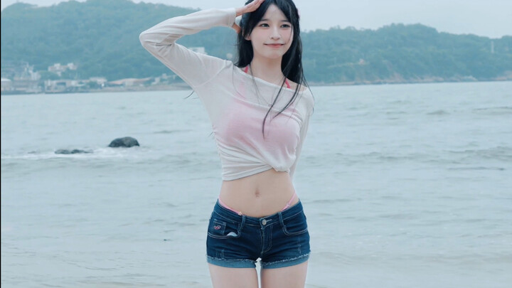 5G Summer Arrives! Beach, Sand, and Beautiful Girls～