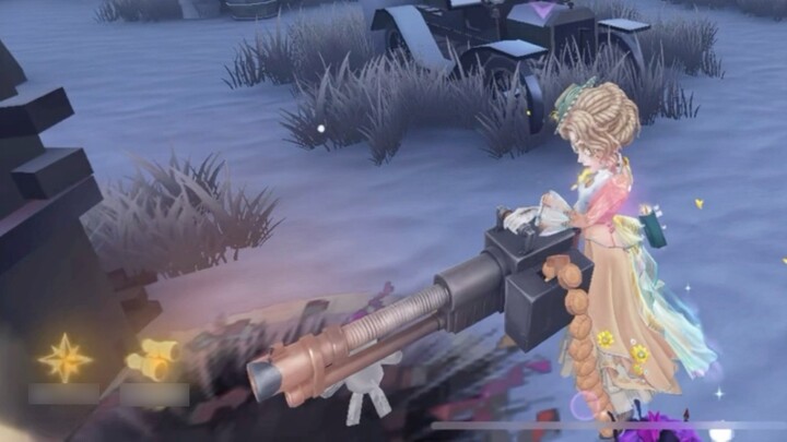 The whole process of me using a reporter to "whip the corpse" of a novelist was witnessed by Liang H