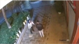 真汉子何惧棍子！