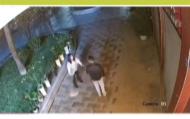 真汉子何惧棍子！