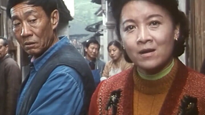 นายกเทศมนตรีกลายเป็น "จักรพรรดิ์ท้องถิ่น" ภาพยนตร์ล้ำค่าที่คนดูเพียงไม่กี่ร้อยคน Douban 8.8 "เมืองเถ