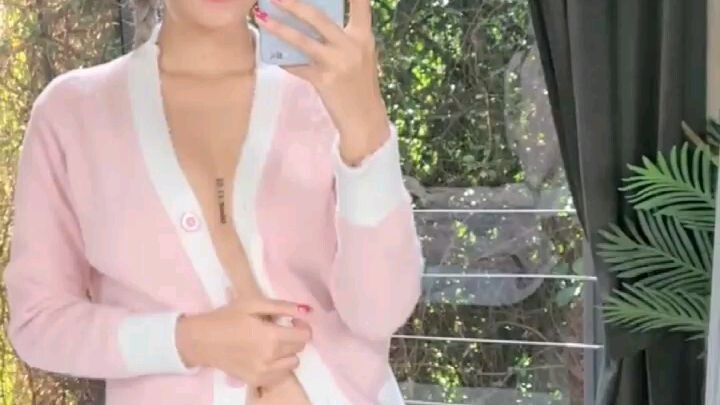 PAKET KOMPLIT 🥵 LINK ADA DIKOMENTAR TINGGAL SALIN