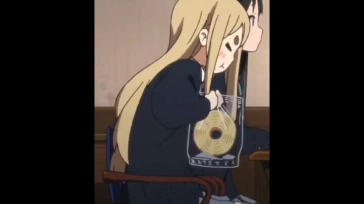 想吃年轮蛋糕的琴吹䌷