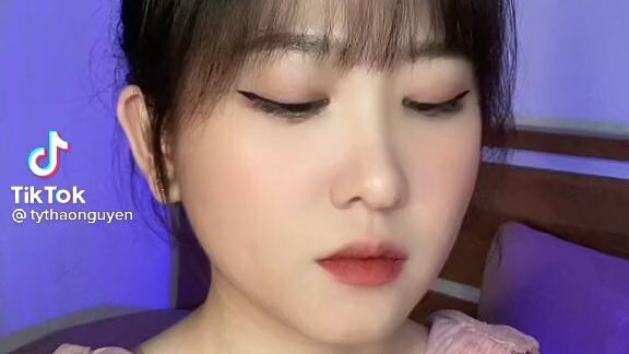 cách để có biểu cảm chuẩn thần thái ( tặng kèm vài phát đấm)