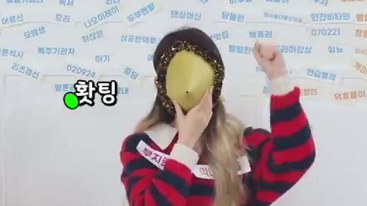 Mùa thu vàng của bạn hơi có chút dầu mỡ trên người đấy.