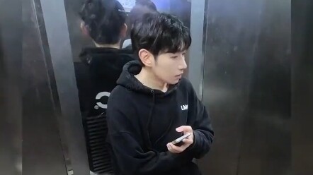 Hari yang bahagia dimulai dari sekarang! ₍ᐢ⸝⸝›  ̫ ‹⸝⸝ᐢ₎