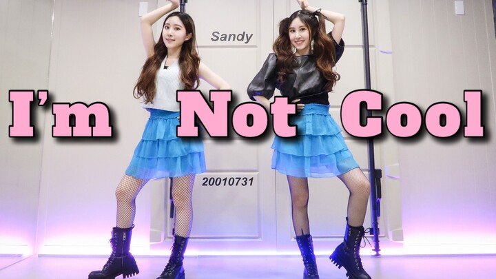 韓國最夯動感舞! 泫雅HyunA - 'I'm Not Cool' Dance cover/ Sandy&Mandy