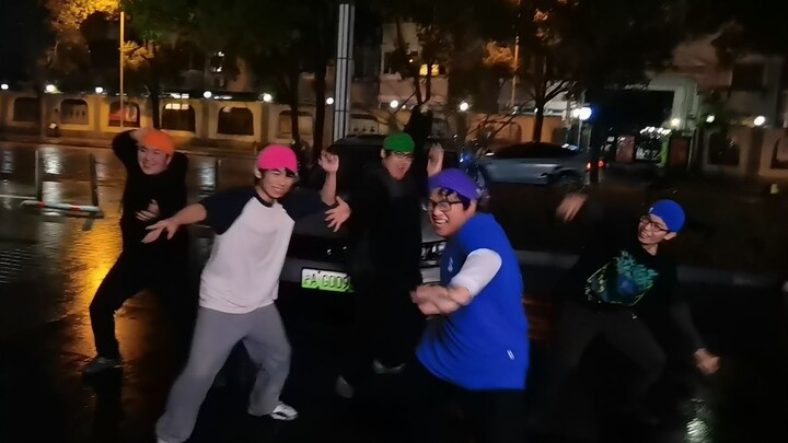 [Underground Art] After learning that his idol married an Indian, the otaku decided to become Indian