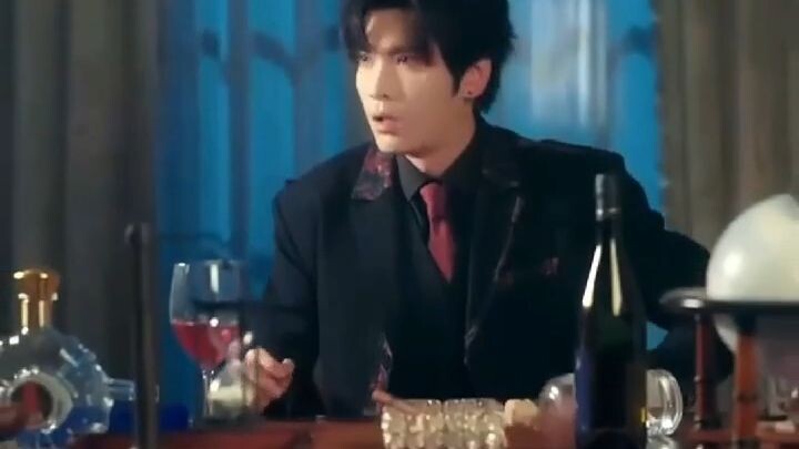 Dia Yang Ada Di Tubuhku (Wang Yiran & Zhang Jinyi)