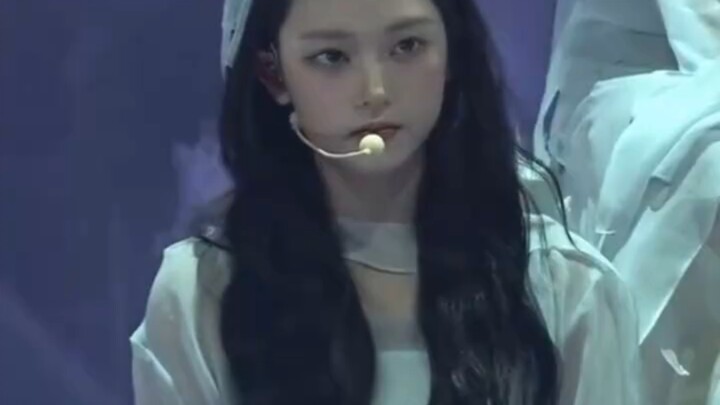 Top 10 nữ idol K-pop gần như không có antifan do netizen Hàn bình chọn