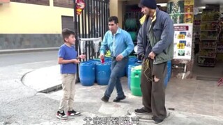 乞丐的一个举动，救下了男孩！