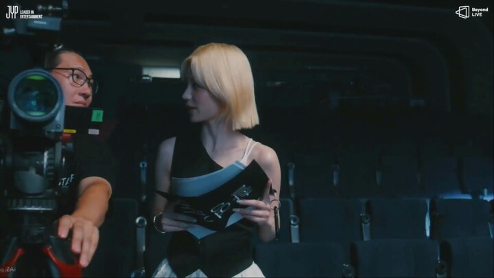 Itzy 4th FanMeeting ItzyMidzy Lets Fly On Air