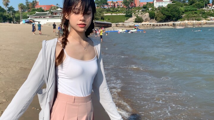Tentang fakta bahwa begitu aku tidak bicara, aku langsung terlihat cantik—tonton sampai akhir!