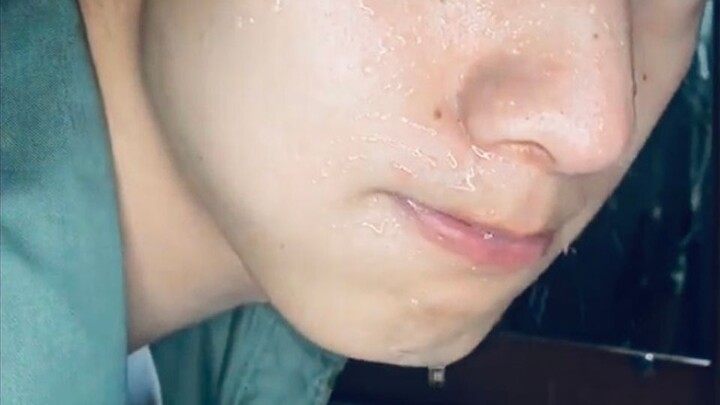 Even seven or eight moles can’t hide your endearing, handsome, and quirky charm | Gan Wangxing witho