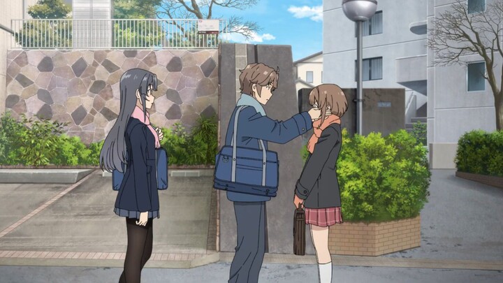 Kok mau jadi nyamuk diantara dia?