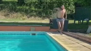 عندما تمتلك مسبحك الخاص