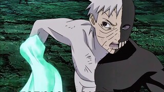 这是带土最有种的一刻，重新找回六道玉的他，居然吸收起了斑的查克拉!