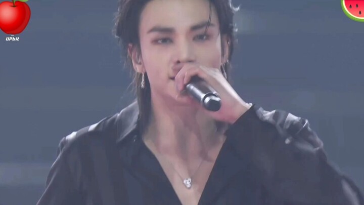 Stray Kids: DIVINE + Do It + CEREMONY — 2026 Golden Disc Awards Stage