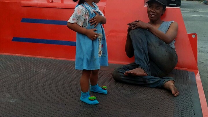 lagi bertanya sama orang