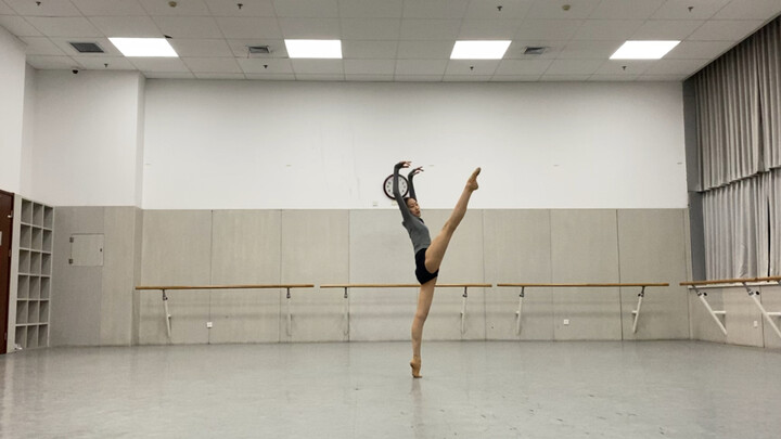 【Ballet Modern Dance】【Zhu Yun】Bài trình diễn Modern Dance yêu cầu của cuộc thi Lausanne—Unerval