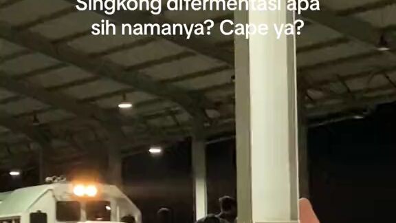 setelah hari minggu apasih?nenen ya?