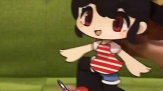 滑 板