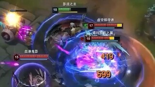 一 个 劫 把 我 们 包 围 了