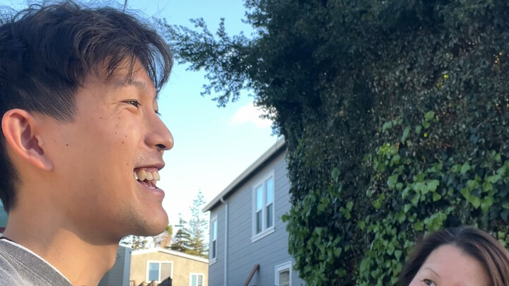 When you try to hit on someone in Chinese, the “Chinese face, Latin soul” combo is insane 🤯