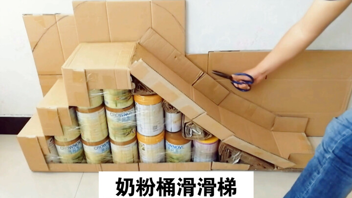 Ayah buat sendiri seluncuran anak dari 26 tong susu bubuk, nggak perlu lagi bawa anak ke taman berma