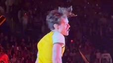 Harry’s little dance.