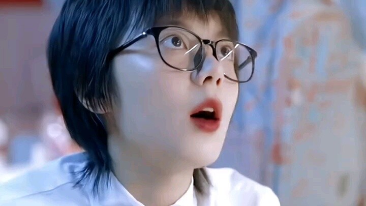 Nếu tôi có cái miệng này, liệu tôi có còn sợ không thể tranh luận với người khác không? #ZhaoJinMai#